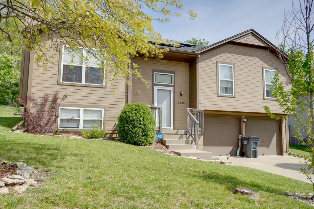 1206 Southwest Graystone Dr  