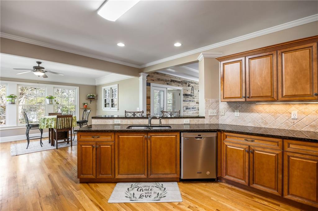 1505 Old John Ward Road Marietta, GA 30064 - Photo 15 of 46