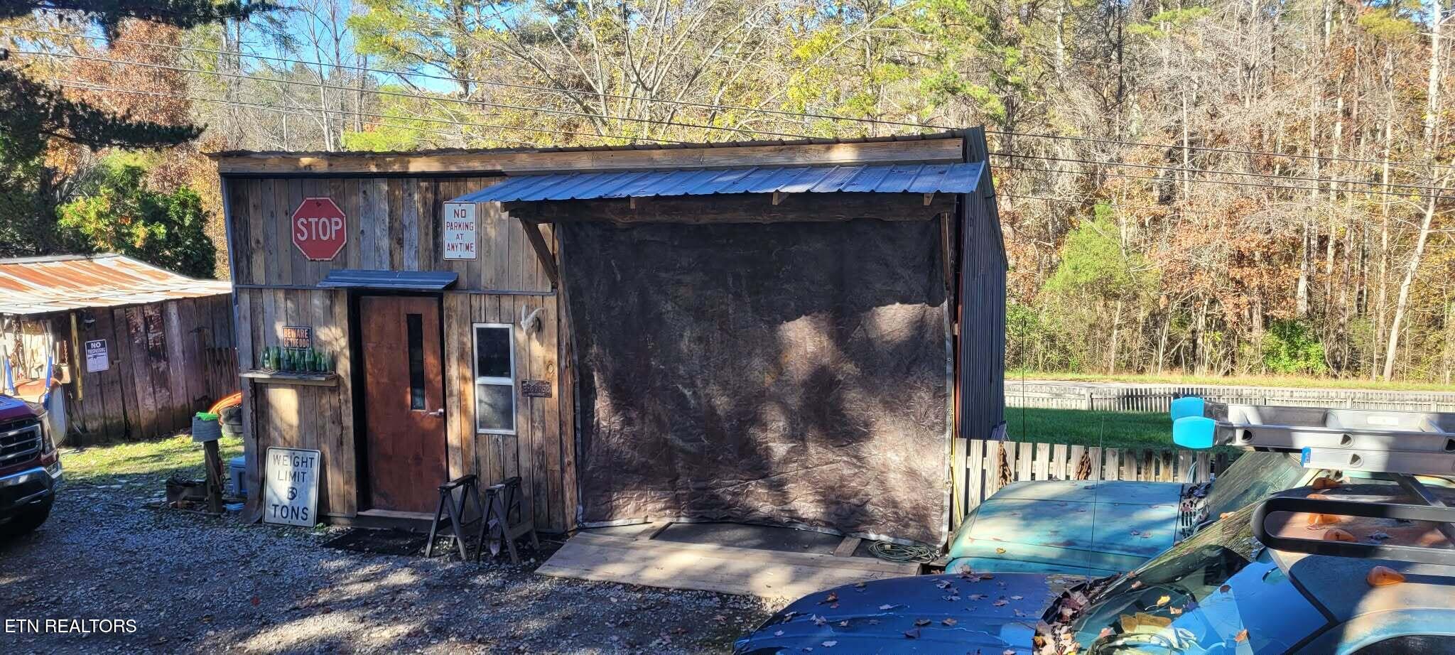 11 Cedar Hills Road Grandview, TN 37337 - Photo 33 of 58 Messenger_creation_DE17F2BC-C3AA-49EF-A1