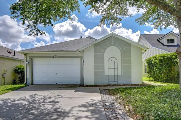 $2,300 | 6010 Skylarkcrest Drive, Lithia, FL 33547