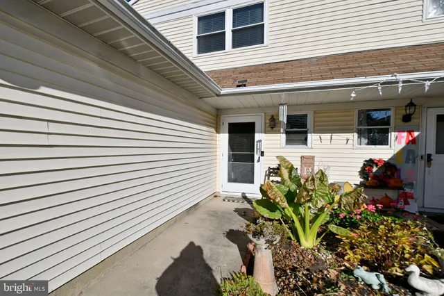 $2,500 | 59 Wyndmoor Drive, Hightstown, NJ 08520
