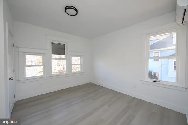 $2,200 | 1112 West Collings Avenue, Unit B, Oaklyn, NJ 08107