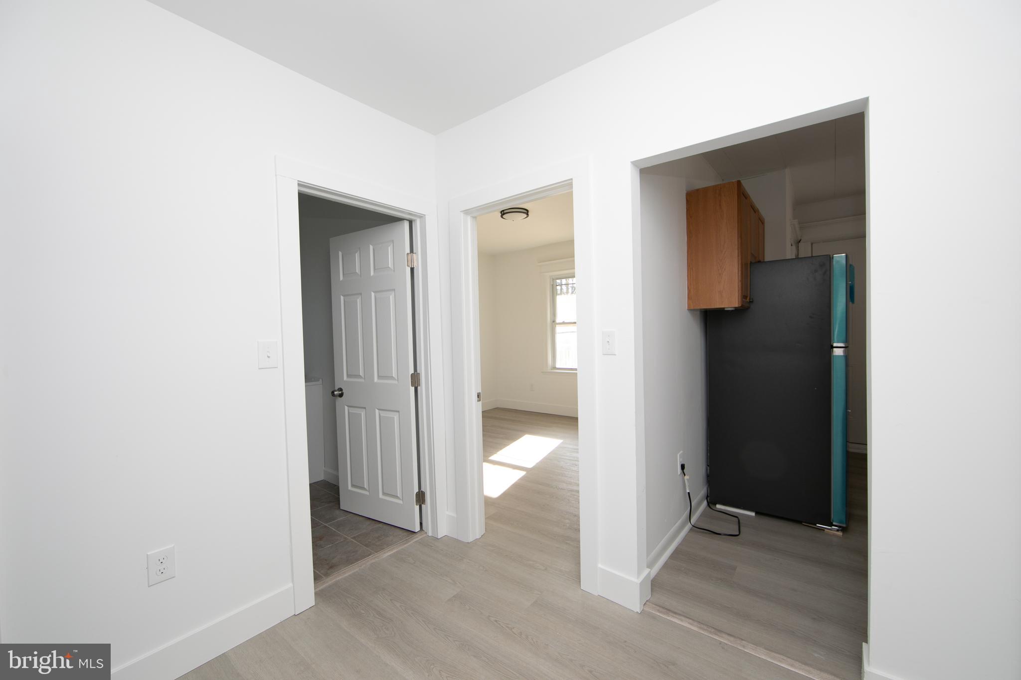 1112 West Collings Avenue, Unit B Oaklyn, NJ 08107 - Photo 6 of 30 Unit B - Main Hallway