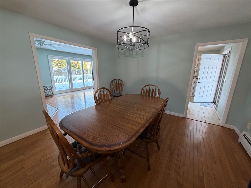 33 Whipple Avenue Westerly, RI 02891 - Photo 17 of 45 dining room