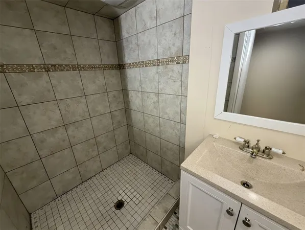 $649,000 | 33 Whipple Avenue, Westerly, RI 02891