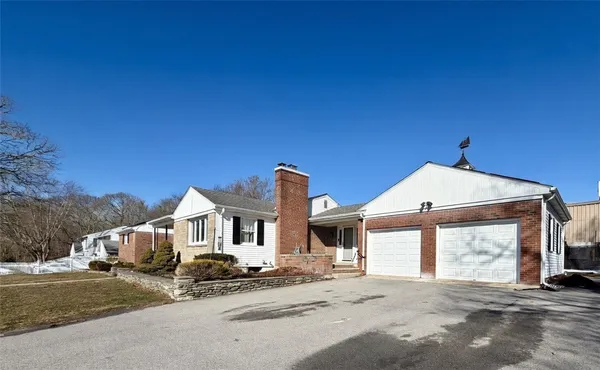 $649,000 | 33 Whipple Avenue, Westerly, RI 02891