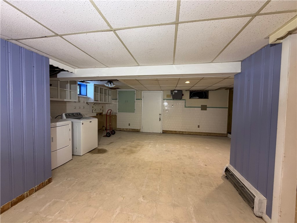 33 Whipple Avenue Westerly, RI 02891 - Photo 34 of 45