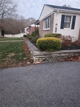 $649,000 | 33 Whipple Avenue, Westerly, RI 02891