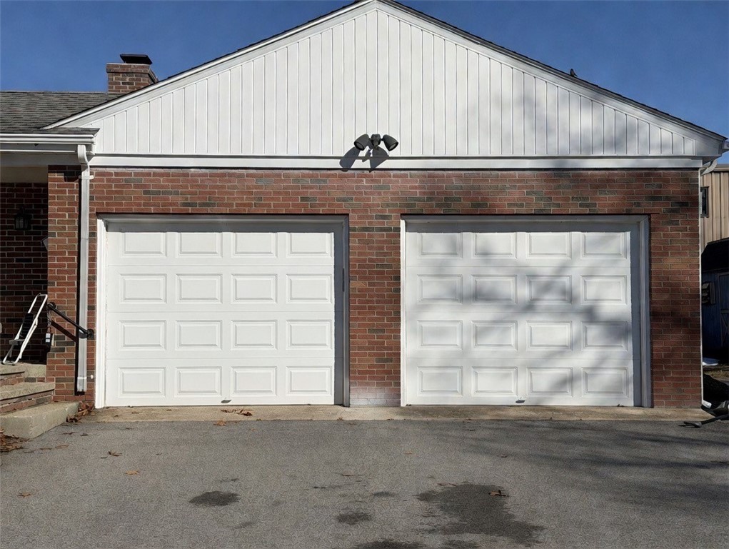 33 Whipple Avenue Westerly, RI 02891 - Photo 5 of 45