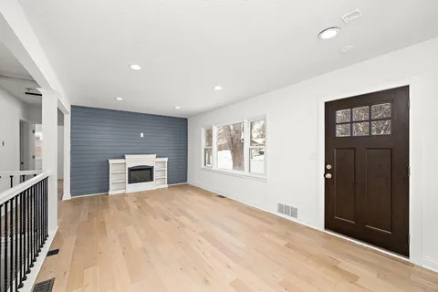 $535,000 | 1756 West Saunders Avenue, St. Paul, MN 55116