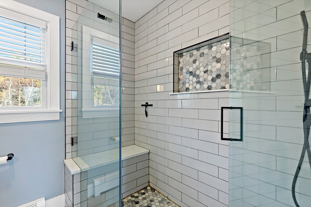 19 Oakbluff Road Bourne, MA 02562 - Photo 34 of 42 a bathroom with a shower