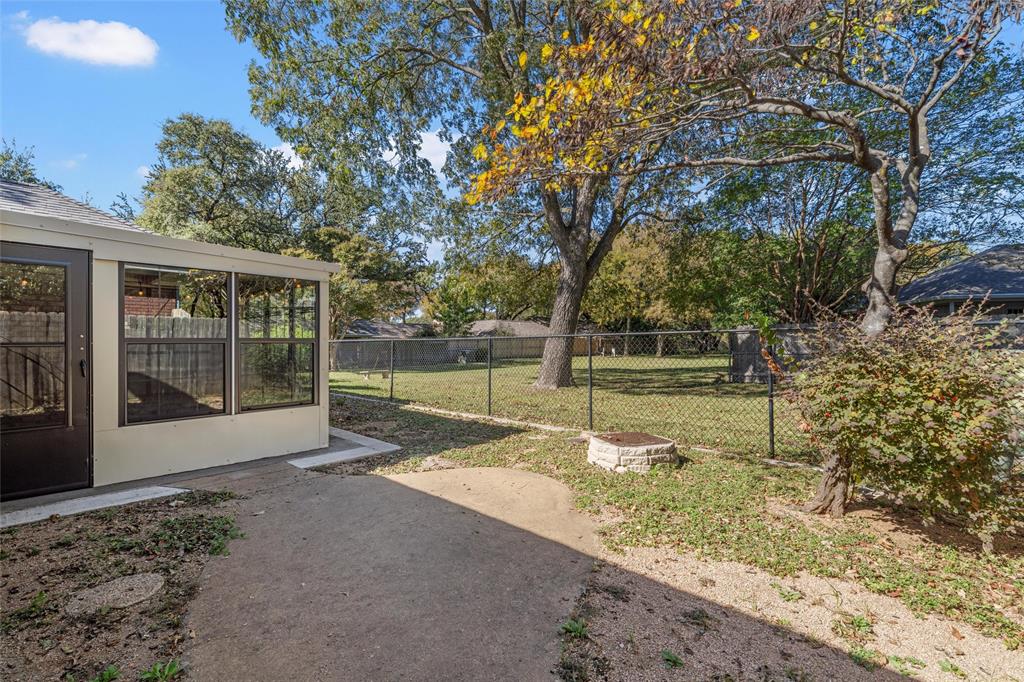 3601 Willow Bend Circle Waco, TX 76708 - Photo 31 of 37 a view of a house with backyard and a tree