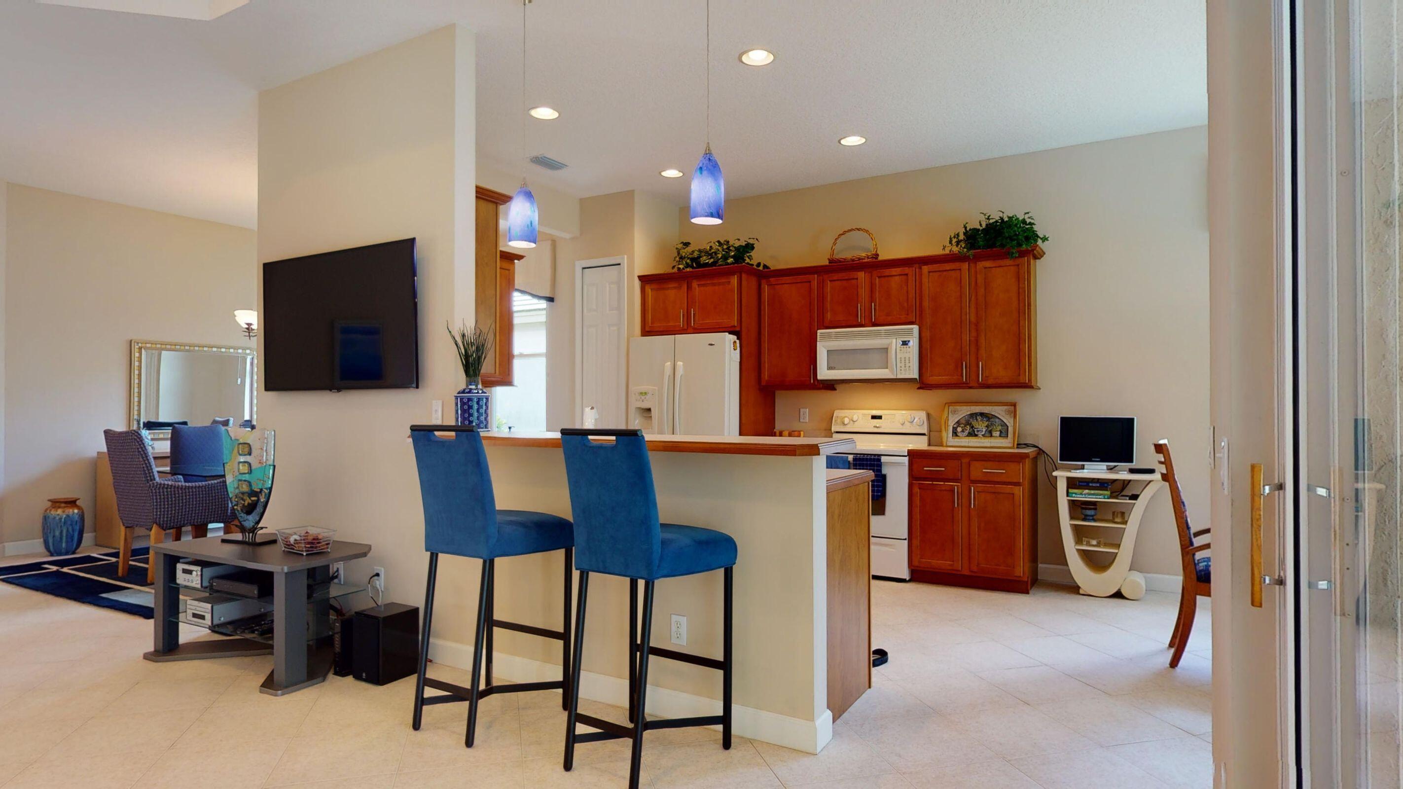 8809 First Tee Road Port St. Lucie, FL 34986 - Photo 10 of 29 KITCHEN