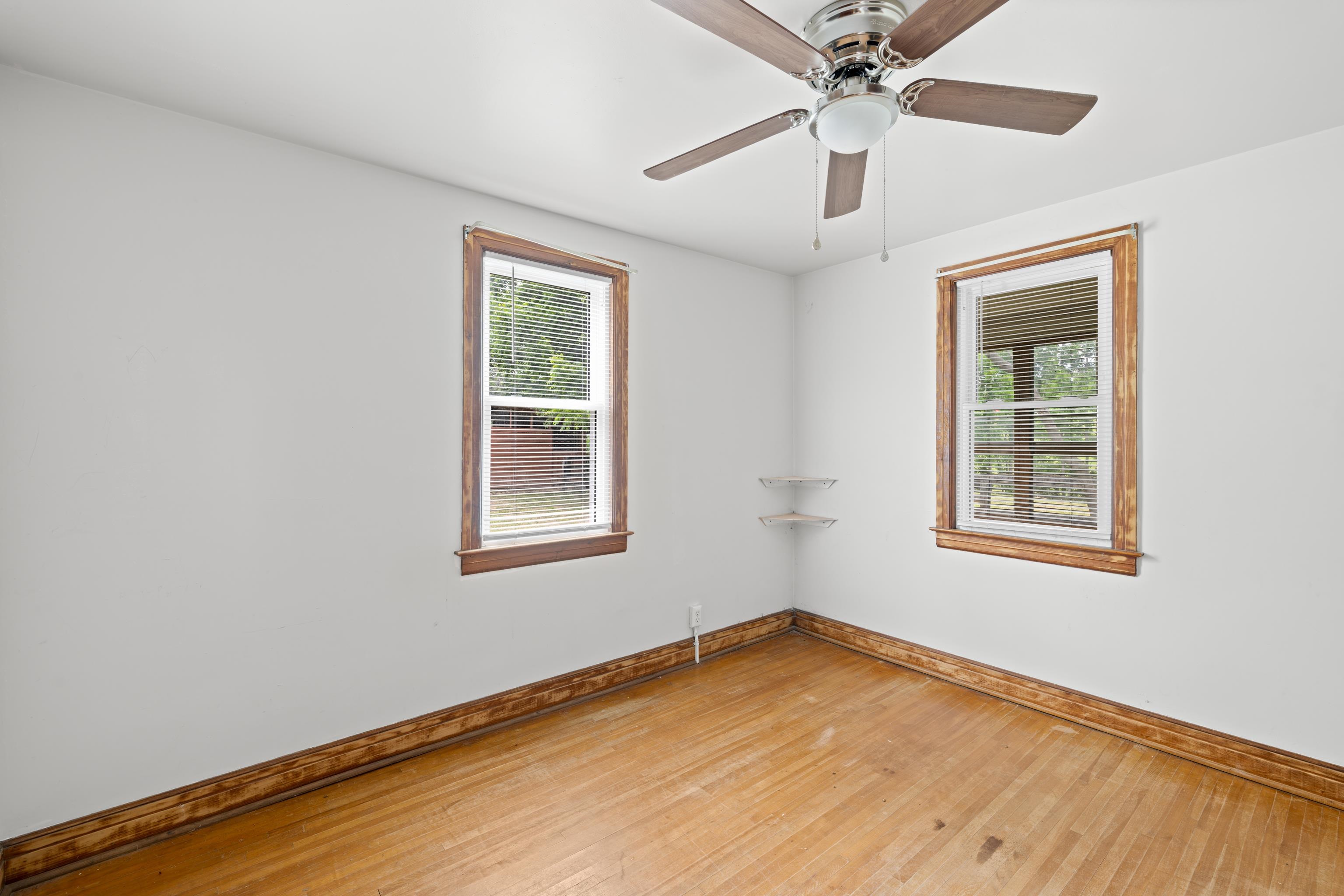221 Chapel Road Churchville, VA 24421 - Photo 15 of 26