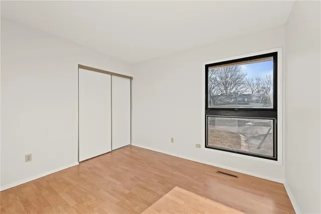 $236,000 | 12742 West 108th Place, Overland Park, KS 66210