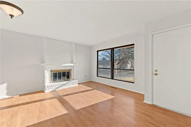 $236,000 | 12742 West 108th Place, Overland Park, KS 66210