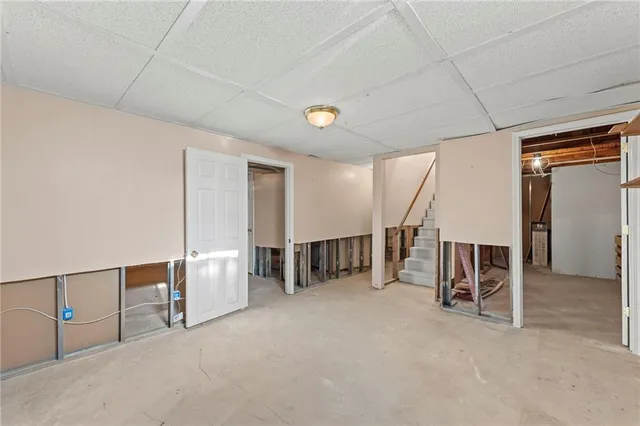 $236,000 | 12742 West 108th Place, Overland Park, KS 66210