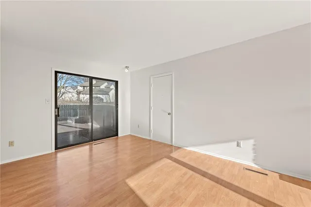 $236,000 | 12742 West 108th Place, Overland Park, KS 66210