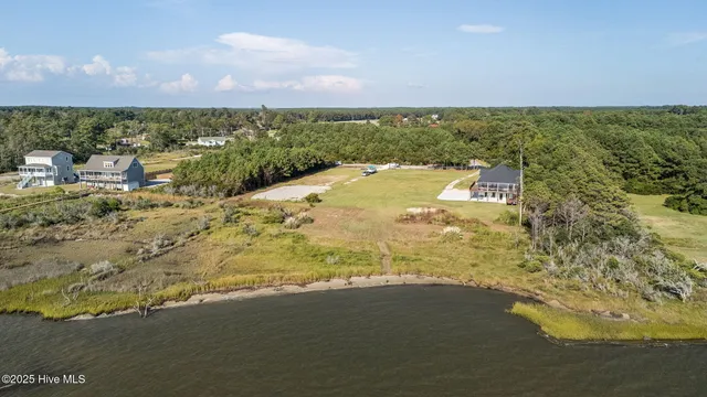 $1,275,000 | 207 Willet Drive, Beaufort, NC 28516