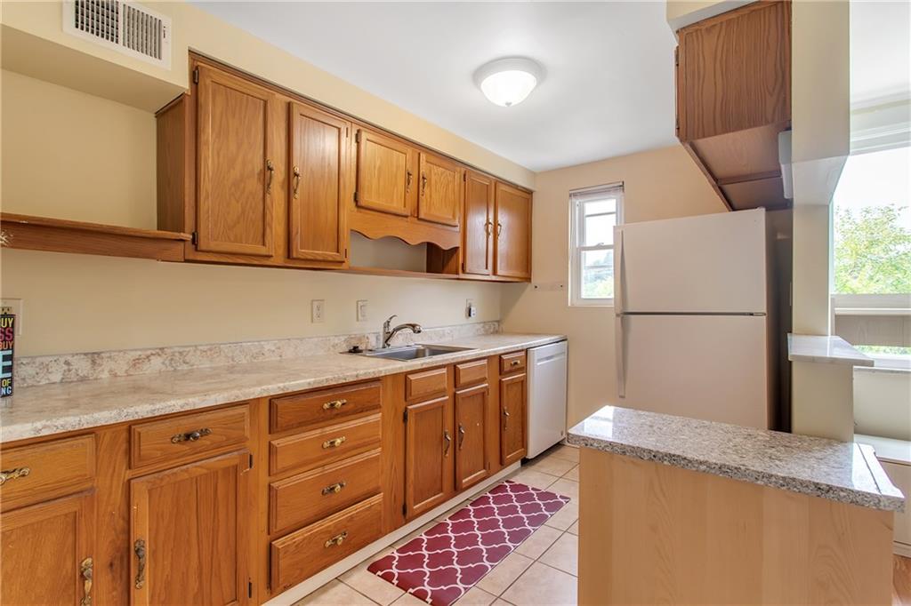 5434 Mifflin Road Pittsburgh, PA 15207 - Photo 13 of 23 Gallery Image 13