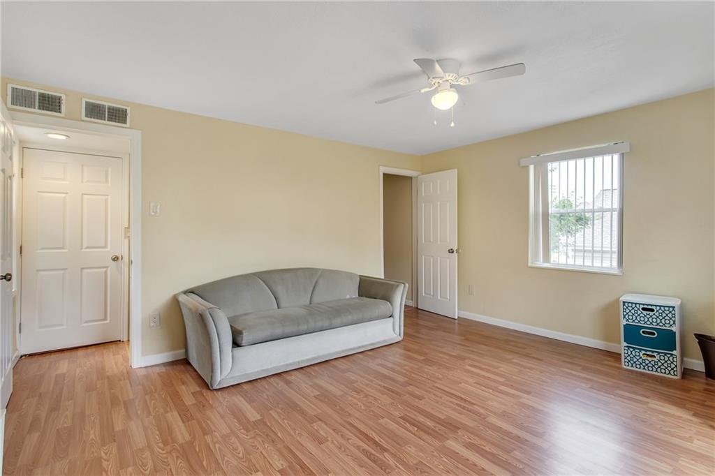 5434 Mifflin Road Pittsburgh, PA 15207 - Photo 10 of 23 Gallery Image 10