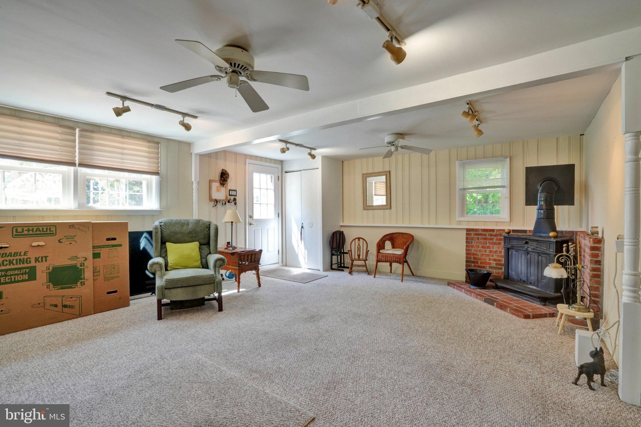 1042 Davis Grove Road Ambler, PA 19002 - Photo 8 of 40 Gallery Image 8