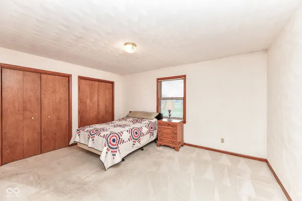 $170,000 | 725 Santa Fe Boulevard, Kokomo, IN 46901