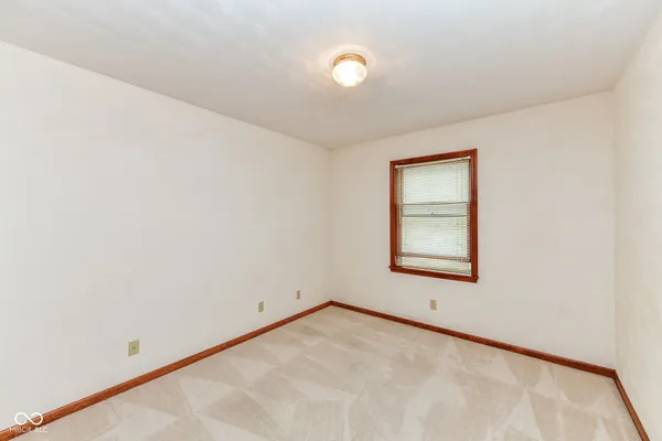 $170,000 | 725 Santa Fe Boulevard, Kokomo, IN 46901