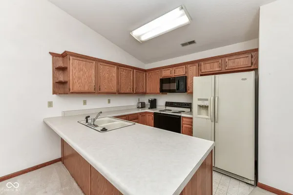 $170,000 | 725 Santa Fe Boulevard, Kokomo, IN 46901