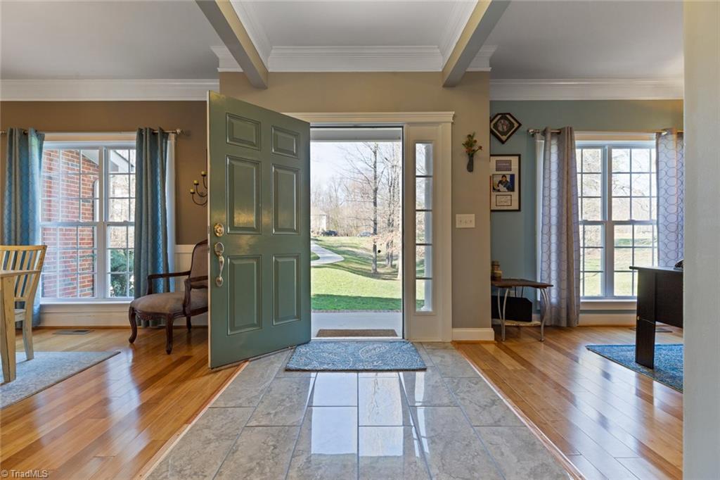 707 Number Ten Way Oak Ridge, NC 27310 - Photo 4 of 30
