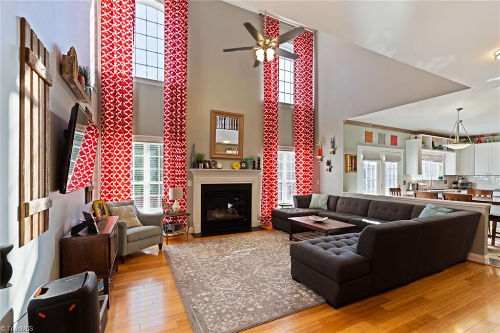 707 Number Ten Way Oak Ridge, NC 27310 - Photo 9 of 30