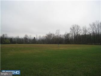 961 Parestis Road Barto, PA 19504 - Photo 10 of 12 View