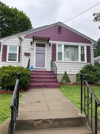 $2,600 | 178 Sisson Street, Providence, RI 02909