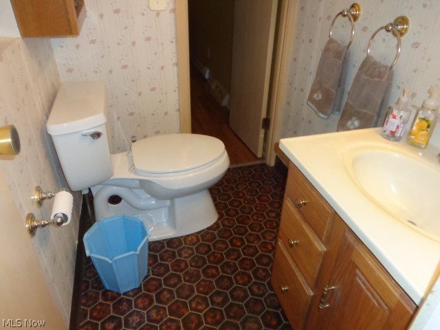 6530 Hamden Road Parma Heights, OH 44130 - Photo 25 of 28 Half Bath