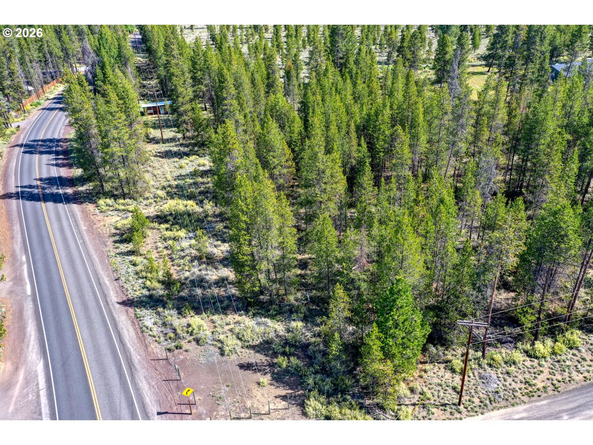 54592 Huntington Road Bend, OR 97707 - Photo 17 of 27