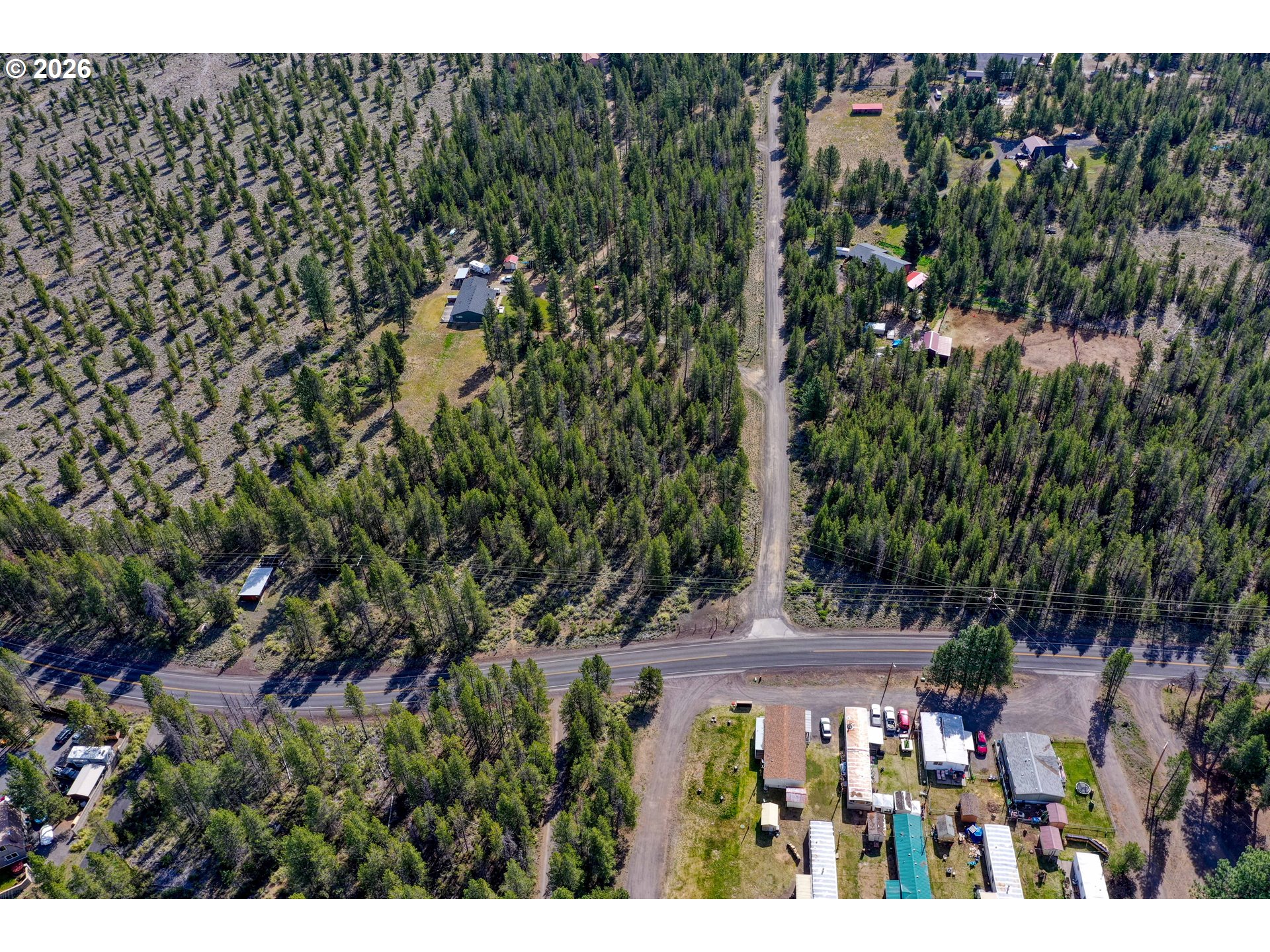 54592 Huntington Road Bend, OR 97707 - Photo 5 of 27