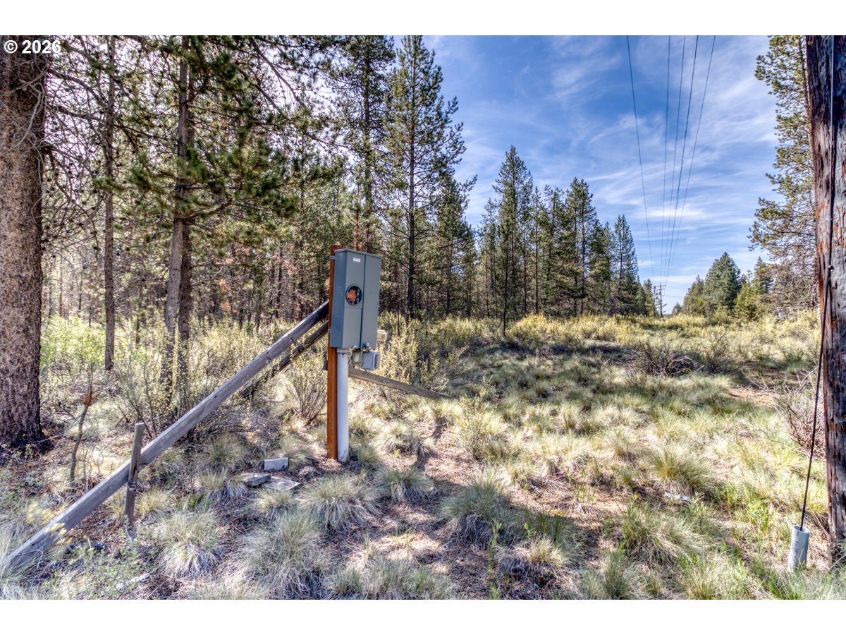 54592 Huntington Road Bend, OR 97707 - Photo 10 of 27