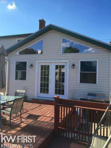 5206 East Carpenter Road Flint, MI 48506 - Photo 52 of 62 21195354-51.JPG