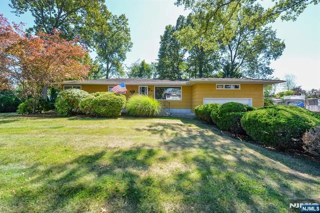 $649,999 | 48 Alps Road, Wayne, NJ 07470