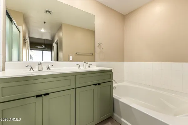 $2,199 | 2302 North Central Avenue, Unit 311, Phoenix, AZ 85004