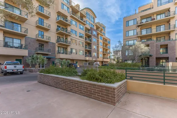 $1,995 | 2302 North Central Avenue, Unit 311, Phoenix, AZ 85004