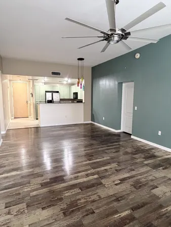 $1,995 | 2302 North Central Avenue, Unit 311, Phoenix, AZ 85004