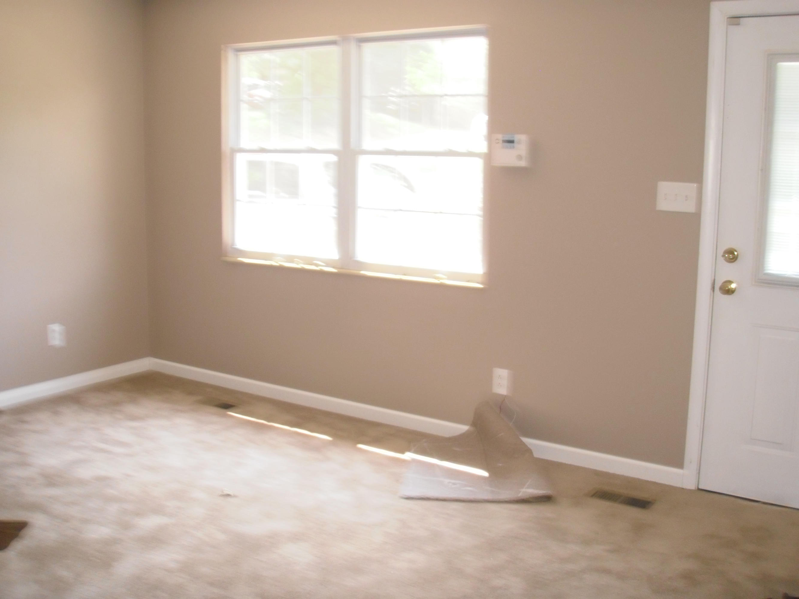 4408 Mascarene Road, Unit 1 Knoxville, TN 37921 - Photo 3 of 8 P8060017