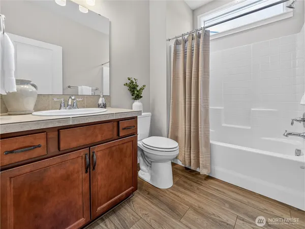 $749,990 | 3373 Fisk Avenue, Enumclaw, WA 98022