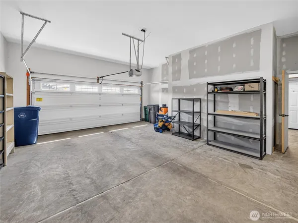 $749,990 | 3373 Fisk Avenue, Enumclaw, WA 98022