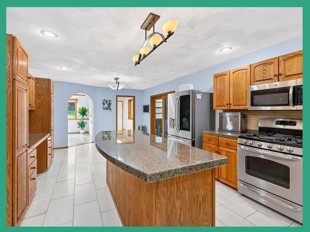 546 Echo Valley Road Brooklyn, WI 53521 - Photo 27 of 74