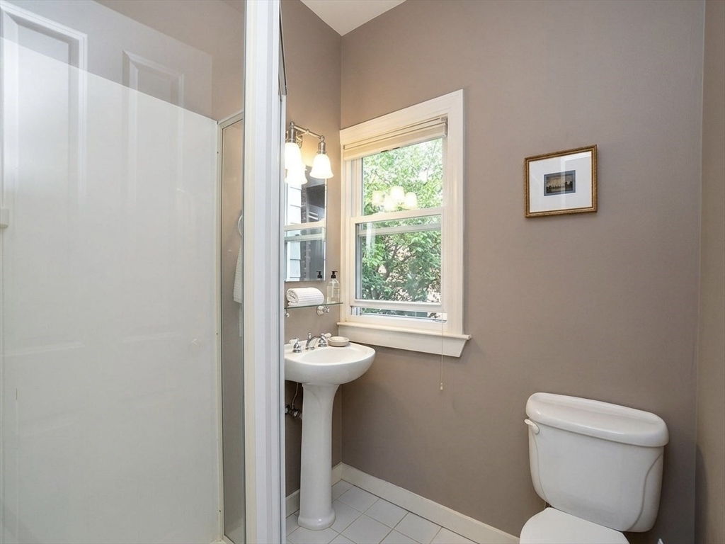 271 K Street, Unit 2 Boston, MA 02127 - Photo 11 of 11