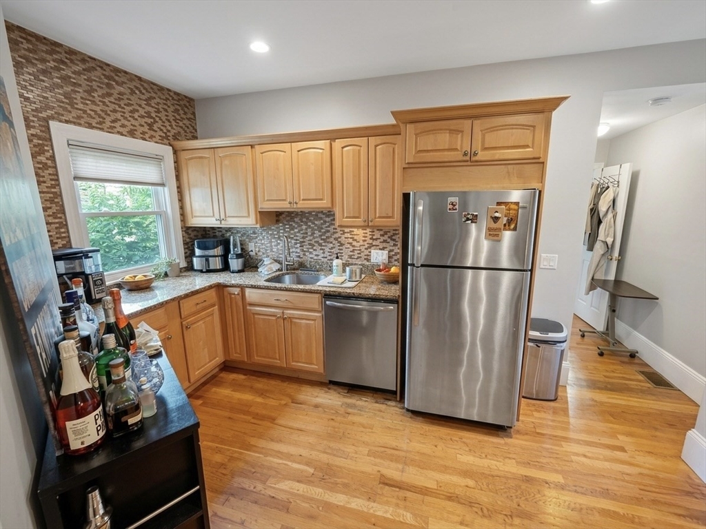 271 K Street, Unit 2 Boston, MA 02127 - Photo 2 of 11