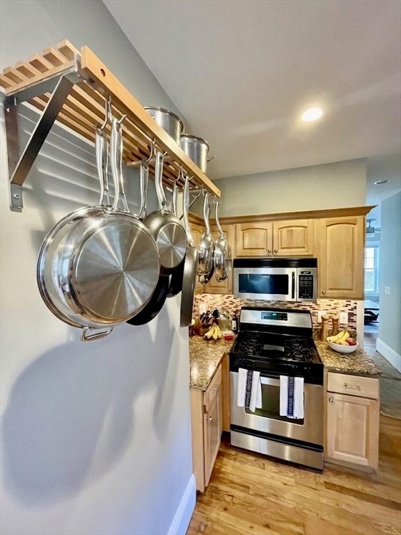 271 K Street, Unit 2 Boston, MA 02127 - Photo 4 of 11