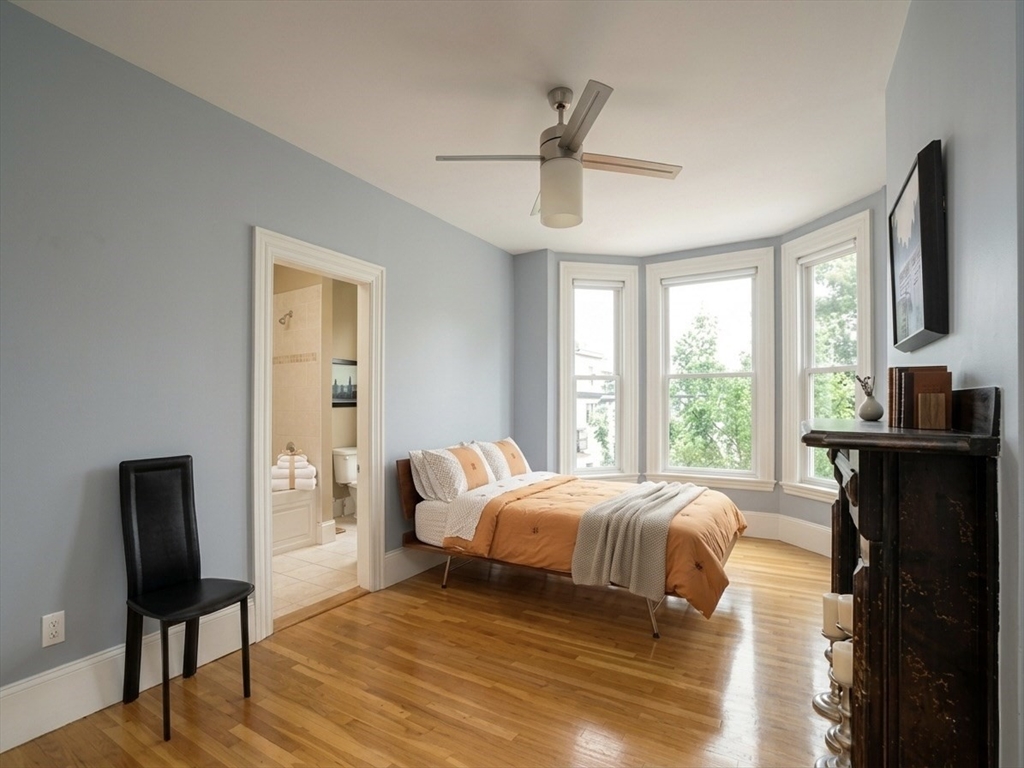 271 K Street, Unit 2 Boston, MA 02127 - Photo 5 of 11